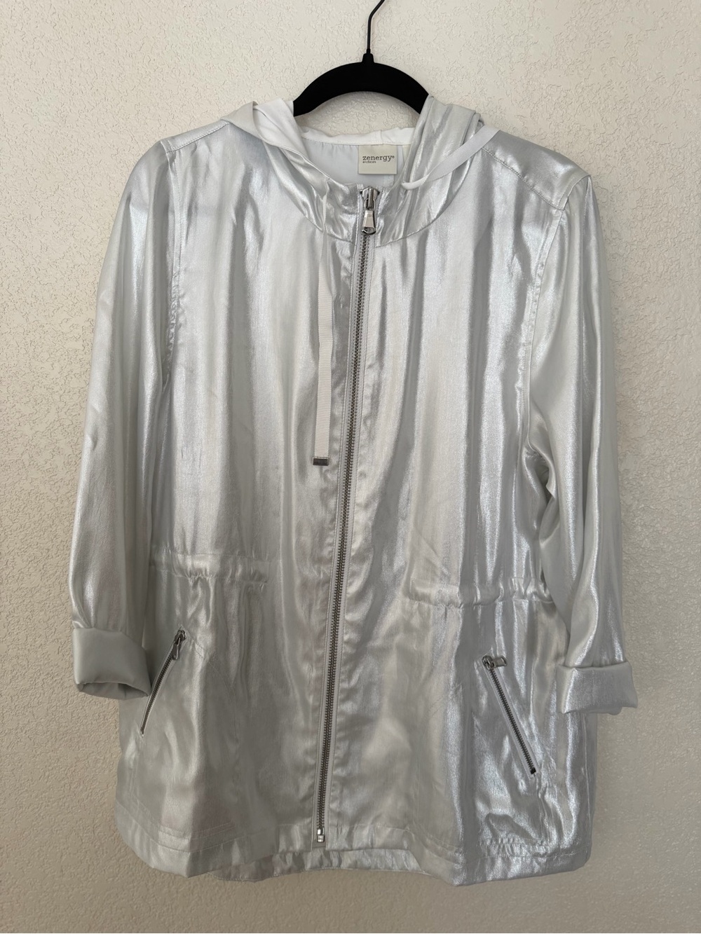 Chico’s Zenergy Silver Shimmer Zip Up Jacket Women’s 2 (12/L)